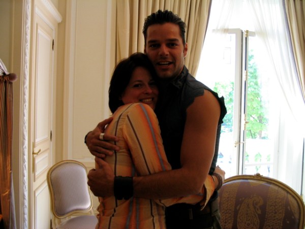 Nein, ich grinse NICHT debil und glücklich! Ich bin einfach nur ein freundlicher Mensch!